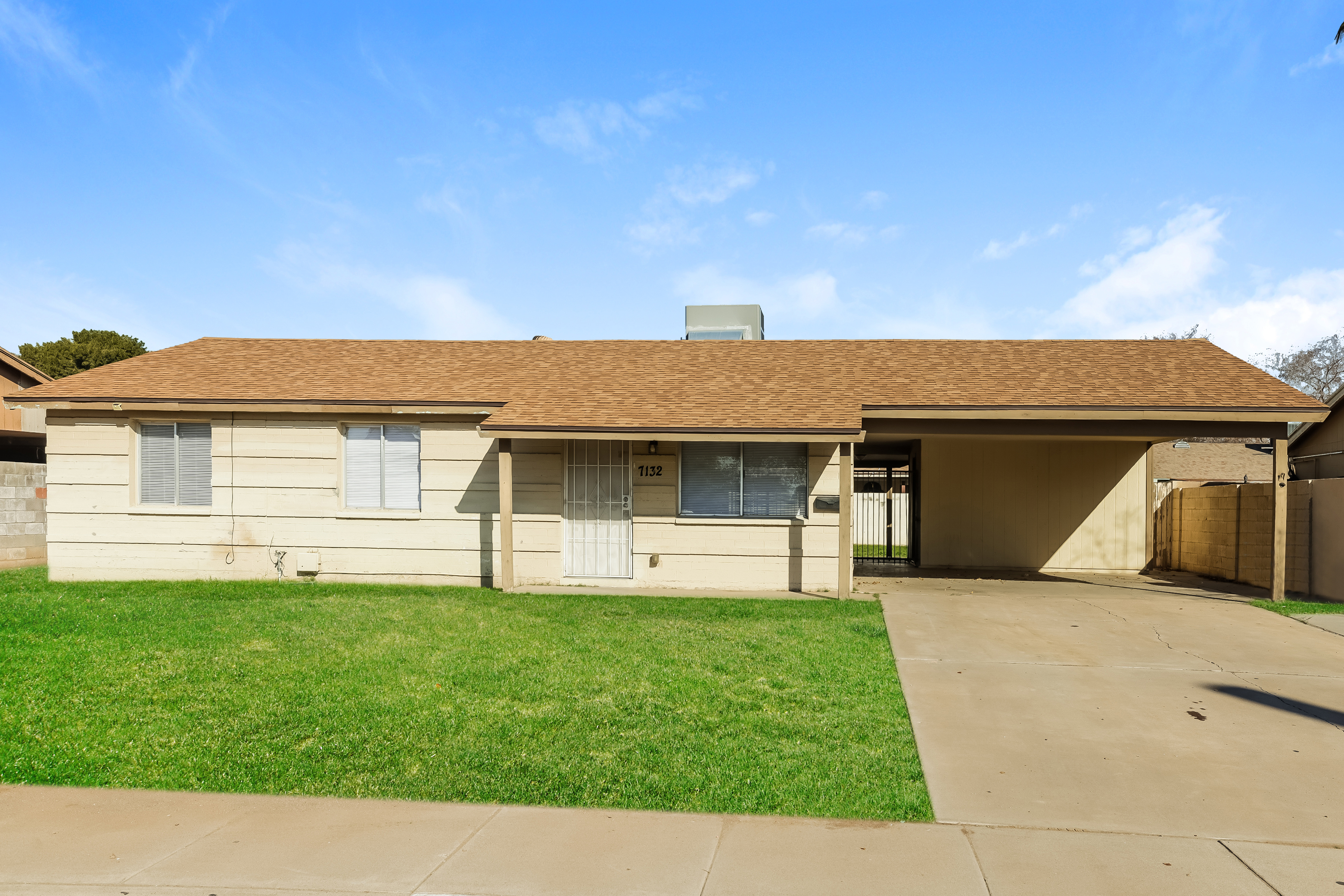 7132 W Glenrosa Ave Phoenix, AZ 85033